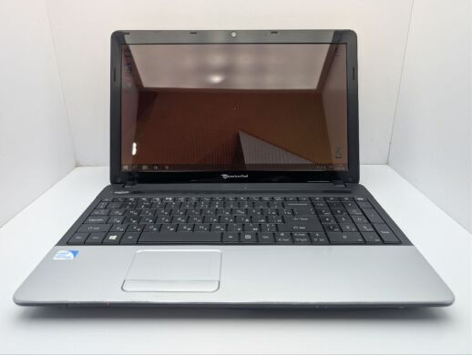 Ноутбук Packard Bell EasyNote TE11HC / 15.6" (1366x768) TN / Intel Pentium B960 (2 ядра по 2.2 GHz) / 8 GB DDR3 / 500 GB HDD / Intel HD Graphics / WebCam / DVD-ROM