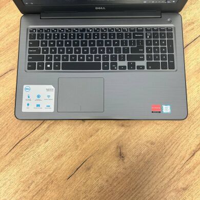 Ноутбук Б-класс Dell Inspiron 5567 / 15.6" (1920x1080) IPS Touch / Intel Core i7-7500U (2 (4) ядра по 2.7 - 3.5 GHz) / 16 GB DDR4 / 256 GB SSD / AMD Radeon R7 M445, 4 GB GDDR5, 64-bit / WebCam Ноутбук Б-класс Dell Inspiron 5567 / 15.6" (1920x1080) IPS Touch / Intel Core i7-7500U (2 (4) ядра по 2.7 - 3.5 GHz) / 16 GB DDR4 / 256 GB SSD / AMD Radeon R7 M445, 4 GB GDDR5, 64-bit / WebCam