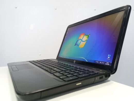 Ноутбук HP Pavilion g6 / 15.6" (1366x768) TN / AMD A10-4600M (4 ядра по 2.3 - 3.2 GHz) / 6 GB DDR3 / 320 GB HDD / AMD Radeon HD 7660G Graphics / WebCam Ноутбук HP Pavilion g6 / 15.6" (1366x768) TN / AMD A10-4600M (4 ядра по 2.3 - 3.2 GHz) / 6 GB DDR3 / 320 GB HDD / AMD Radeon HD 7660G Graphics / WebCam