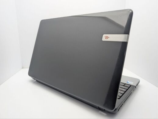 Ноутбук Packard Bell EasyNote TE11HC / 15.6" (1366x768) TN / Intel Pentium B960 (2 ядра по 2.2 GHz) / 8 GB DDR3 / 500 GB HDD / Intel HD Graphics / WebCam / DVD-ROM