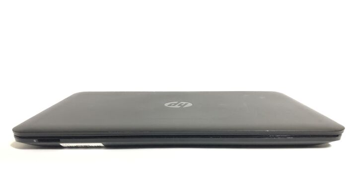 Ноутбук Б-класс HP 250 G2 / 15.6" (1366x768) TN / Intel Core i3-3110M (2 (4) ядра по 2.4 GHz) / 8 GB DDR3 / 120 GB SSD / Intel HD Graphics 4000 / DVD-ROM / WebCam / Win 10 Home