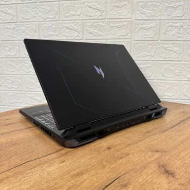 Ігровий ноутбук Acer Nitro 16 AN16-41 / 16" (2560x1600) IPS / AMD Ryzen 7 7735HS (8 (16) ядер по 3.2 - 4.75 GHz) / 16 GB DDR5 / 1000 GB SSD NVMe / nVidia GeForce RTX 4070, 8 GB GDDR6, 128-bit / WebCam