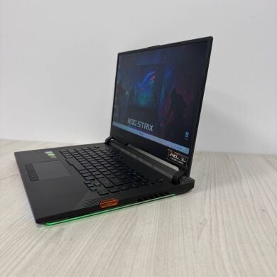 Ігровий ноутбук Asus ROG Strix SCAR III G531GW / 15.6" (1920x1080) IPS / Intel Core i7-9750H (6 (12) ядра по 2.6 - 4.5 GHz) / 16 GB DDR4 / 1000 GB SSD NVMe / nVidia GeForce RTX 2070, 8 GB GDDR6, 256-bit