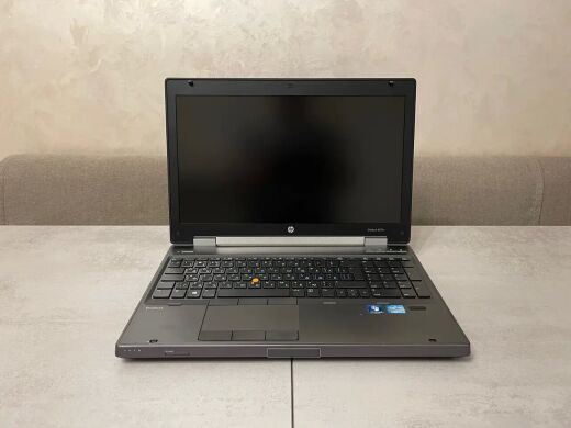 Мобільна робоча станція HP EliteBook 8570w / 15.6" (1920x1080) TN / Intel Core i7-3720QM (4 (8) ядра по 2.6 - 3.6 GHz) / 16 GB DDR3 / 256 GB SSD / nVidia Quadro K1000M, 2 GB DDR3, 128-bit / DisplayPort
