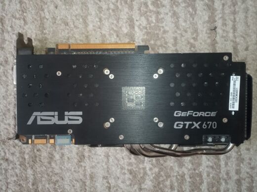 Дискретная видеокарта Asus GeForce GTX 670, 2 GB GDDR5, 256-bit / 1x HDMI, 1x DisplayPort, 2x DVI