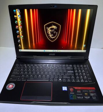 Ігровий ноутбук MSI Raider GE63VR / 15.6" (1920x1080) IPS / Intel Core i7-7700HQ (4 (8) ядра по 2.8 - 3.8 GHz) / 32 GB DDR4 / 1000 GB SSD / nVidia GeForce GTX 1070, 8 GB GDDR5, 256-bit / WebCam Ігровий ноутбук MSI Raider GE63VR / 15.6" (1920x1080) IPS / Intel Core i7-7700HQ (4 (8) ядра по 2.8 - 3.8 GHz) / 32 GB DDR4 / 1000 GB SSD / nVidia GeForce GTX 1070, 8 GB GDDR5, 256-bit / WebCam