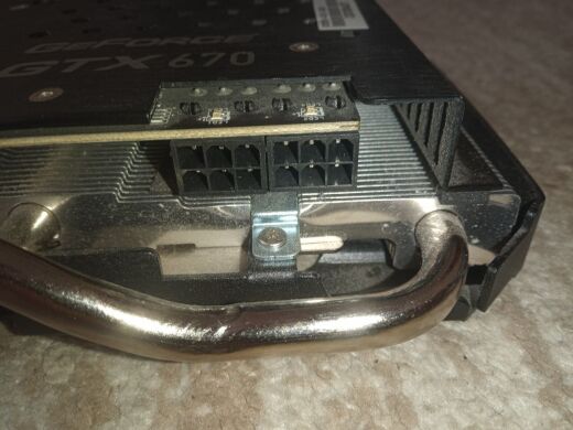 Дискретная видеокарта Asus GeForce GTX 670, 2 GB GDDR5, 256-bit / 1x HDMI, 1x DisplayPort, 2x DVI