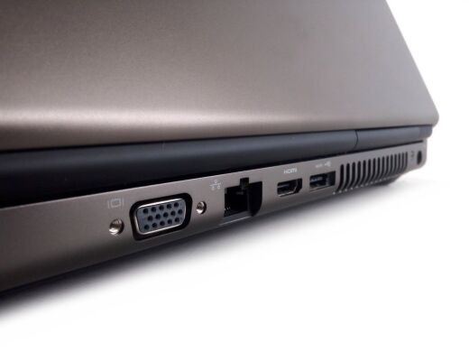 Dell Precision M6800 / 17.3" (1920x1080) / Intel Core i7 4800MQ / 8 GB DDR3 (2 слота DDR3) / 120 GB SSD / ATI Radeon HD 8950M / Slim DVD-RW / WEB Camera / HDMI