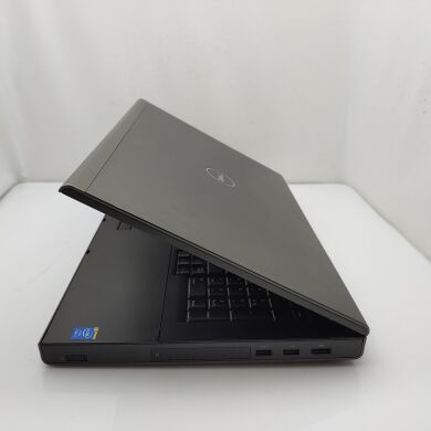 Ігровий ноутбук Dell Precision M6800 / 17.3" (1920х1080) TN / Intel Core i7-4930MX (4 (8) ядра по 3.0 - 3.9 GHz) / 16 GB DDR3 / 256 GB SSD+500 GB HDD / nVidia Quadro K5100M, 8 GB GDDR5, 256-bit / WebCam / DVD-ROM / HDMI