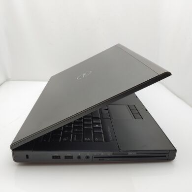 Ігровий ноутбук Dell Precision M6800 / 17.3" (1920х1080) TN / Intel Core i7-4930MX (4 (8) ядра по 3.0 - 3.9 GHz) / 16 GB DDR3 / 256 GB SSD+500 GB HDD / nVidia Quadro K5100M, 8 GB GDDR5, 256-bit / WebCam / DVD-ROM / HDMI