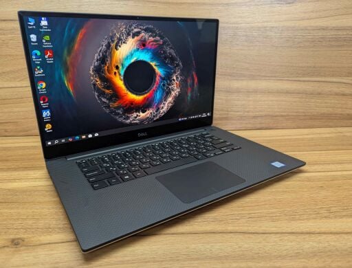 Игровой ноутбук Dell XPS 15 7590 / 15.6" (3840x2160) IPS / Intel Core i7-9750H (6 (12) ядер по 2.6 - 4.5 GHz) / 32 GB DDR4 / 500 GB SSD / nVidia GeForce GTX 1650, 4 GB GDDR6, 128-bit / WebCam / Windows 10