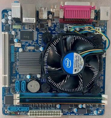 Комплект: материнская плата Gigabyte GA-H61N-D2V / LGA1155 / Intel Core i5-2300 (4 ядра по 2.8 - 3.1 GHz) / 8 GB DDR3 / Intel HD Graphics 2000 + Кулер