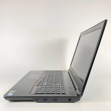 Мобильная рабочая станция Б-класс Fujitsu Celsius H780 / 15.6" (1920x1080) IPS / Intel Core i7-8750H (6 (12) ядер по 2.2 - 4.1 GHz) / 16 GB DDR4 / 512 GB SSD / nVidia Quadro P600, 4 GB GDDR5, 128-bit / VGA / USB Type-C