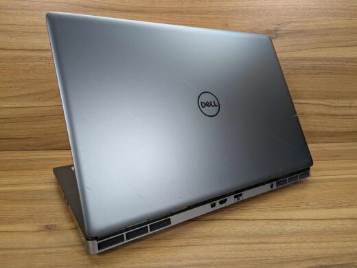 Мобільна робоча станція Dell Precision 7750 / 17.3" (1920x1080) IPS / Intel Core i7-10750H (6 (12) ядер по 2.6 - 5.0 GHz) / 32 GB DDR4 / 512 GB SSD / nVidia Quadro RTX 3000, 6 GB GDDR6, 192-bit / Windows 11