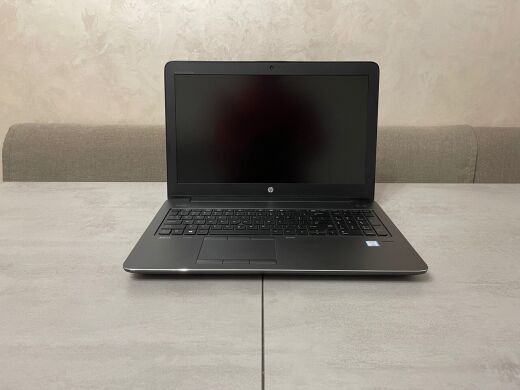 Мобильная рабочая станция HP Zbook 15 G4 / 15.6" (1920x1080) TN / Intel Core i7-7700HQ (4 (8) ядра по 2.8 - 3.8 GHz) / 16 GB DDR4 / 512 GB SSD / nVidia Quadro M620, 2 GB DDR5, 128-bit / WebCam 