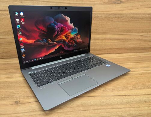 Мобільна робоча станція HP Zbook 15U G5 / 15.6" (1920x1080) IPS / Intel Core i5-8250U (4 (8) ядра по 1.6 - 3.4 GHz) / 16 GB DDR4 / 512 GB SSD / AMD Radeon Pro WX 3100, 2 GB GDDR5, 128-bit / WebCam / Fingerprint / Windows 10