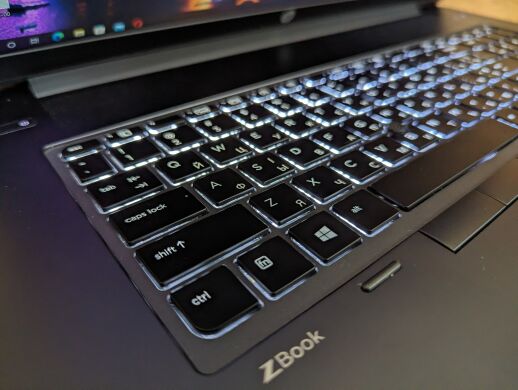 Мобільна робоча станція HP zBook 17 G3 / 17.3" (1920x1080) IPS / Intel Core i7-6700HQ (4 (8) ядра по 2.6 - 3.5 GHz) / 16 GB DDR4 / 512 GB SSD / nVidia Quadro M3000M, 4 GB GDDR5, 256-bit / Fingerprint / WebCam / Windows 10 Мобільна робоча станція HP zBook 17 G3 / 17.3" (1920x1080) IPS / Intel Core i7-6700HQ (4 (8) ядра по 2.6 - 3.5 GHz) / 16 GB DDR4 / 512 GB SSD / nVidia Quadro M3000M, 4 GB GDDR5, 256-bit / Fingerprint / WebCam / Windows 10