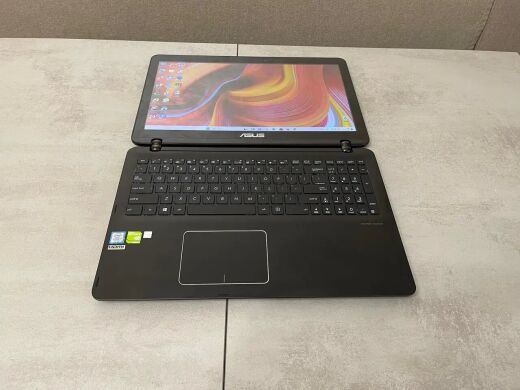 Ноутбук-трансформер Asus Q524UQK / 15.6" (1920x1080) IPS Touch / Intel Core i7-7500U (2 (4) ядра по 2.7 - 3.5 GHz) / 16 GB DDR4 / 128 GB SSD + 256 GB SSD / nVidia GeForce 940MX, 2 GB GDDR5, 64-bit / WebCam / HDMI Ноутбук-трансформер Asus Q524UQK / 15.6" (1920x1080) IPS Touch / Intel Core i7-7500U (2 (4) ядра по 2.7 - 3.5 GHz) / 16 GB DDR4 / 128 GB SSD + 256 GB SSD / nVidia GeForce 940MX, 2 GB GDDR5, 64-bit / WebCam / HDMI