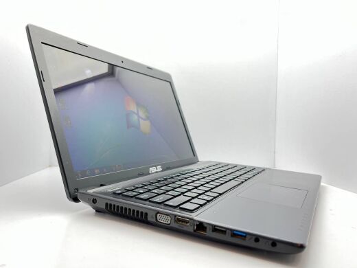 Ноутбук Asus X55VD / 15.6" (1366x768) TN / Intel Core i5-2410M (2 (4) ядра по 2.3 - 2.9 GHz) / 4 GB DDR3 / 500 GB HDD / Intel HD Graphics 3000 / WebCam