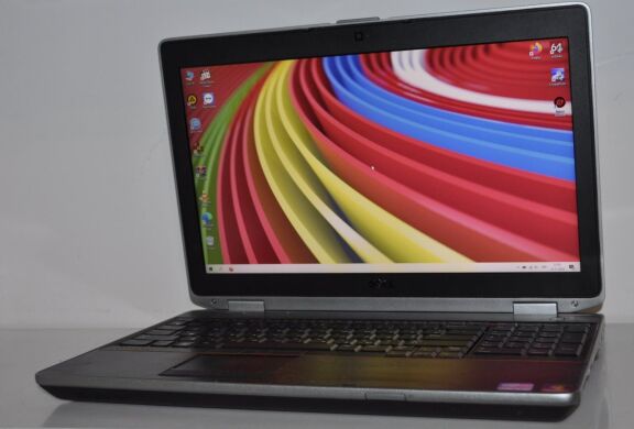 Ноутбук Dell Latitude E6520 / 15.6" (1600x900) TN / Intel Core i5-2540M (2 (4) ядра по 2.6 - 3.3 GHz) / 8 GB DDR3 / 240 GB SSD NEW / Intel HD Graphics 3000 / WebCam / HDMI + Windows 10 Home Ноутбук Dell Latitude E6520 / 15.6" (1600x900) TN / Intel Core i5-2540M (2 (4) ядра по 2.6 - 3.3 GHz) / 8 GB DDR3 / 240 GB SSD NEW / Intel HD Graphics 3000 / WebCam / HDMI + Windows 10 Home