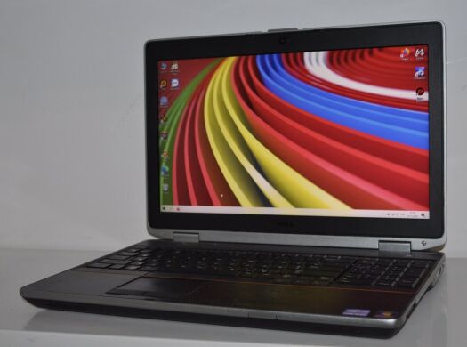 Ноутбук Dell Latitude E6520 / 15.6" (1600x900) TN / Intel Core i5-2540M (2 (4) ядра по 2.6 - 3.3 GHz) / 8 GB DDR3 / 240 GB SSD NEW / Intel HD Graphics 3000 / WebCam / HDMI + Windows 10 Home Ноутбук Dell Latitude E6520 / 15.6" (1600x900) TN / Intel Core i5-2540M (2 (4) ядра по 2.6 - 3.3 GHz) / 8 GB DDR3 / 240 GB SSD NEW / Intel HD Graphics 3000 / WebCam / HDMI + Windows 10 Home