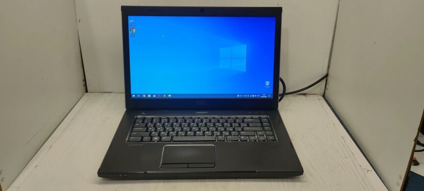 Ноутбук Dell Vostro 3550 / 15.6" (1366x768) TN / Intel Core i5-2520M (2 (4) ядра по 2.5 - 3.2 GHz) / 4 GB DDR3 / 500 GB HDD / AMD Radeon HD 6630M, 1 GB DDR3, 128-bit / WebCam / Без АКБ Ноутбук Dell Vostro 3550 / 15.6" (1366x768) TN / Intel Core i5-2520M (2 (4) ядра по 2.5 - 3.2 GHz) / 4 GB DDR3 / 500 GB HDD / AMD Radeon HD 6630M, 1 GB DDR3, 128-bit / WebCam / Без АКБ