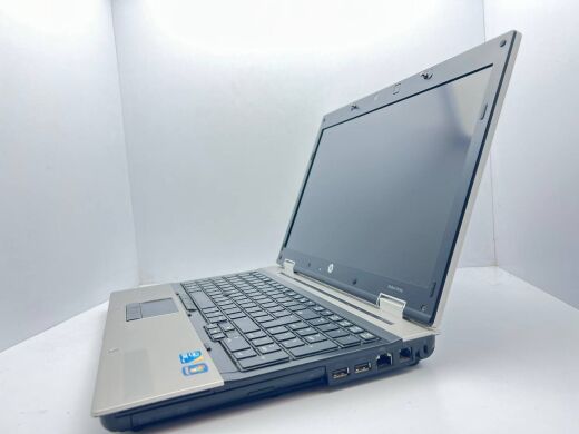 Ноутбук HP EliteBook 8540p / 15.6" (1920x1080) TN / Intel Core i7-620M (2 (4) ядра по 2.66 - 3.33 GHz) / 6 GB DDR3 / 500 GB HDD / nVidia NVS 5100M, 1 GB GDDR3, 128-bit / WebCam / АКБ не тримає