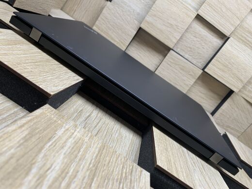 Ультрабук Lenovo ThinkPad T460s / 14" (2560x1440) IPS / Intel Core i5-6200U (2 (4) ядра по 2.3 - 2.8 GHz) / 8 GB DDR4 / 256 GB SSD M.2 / Intel HD Graphics 520 / WebCam / Fingerprint / Две АКБ Ультрабук Lenovo ThinkPad T460s / 14" (2560x1440) IPS / Intel Core i5-6200U (2 (4) ядра по 2.3 - 2.8 GHz) / 8 GB DDR4 / 256 GB SSD M.2 / Intel HD Graphics 520 / WebCam / Fingerprint / Две АКБ