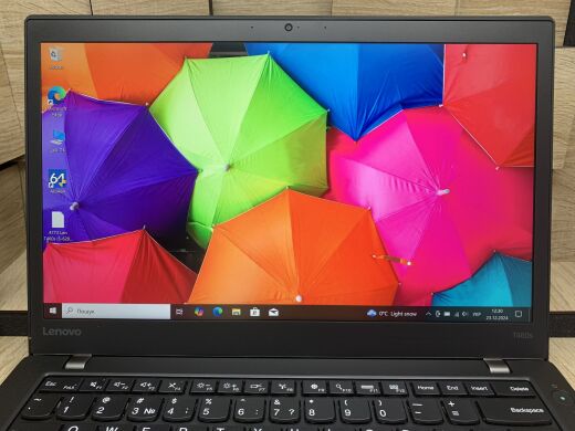 Ультрабук Lenovo ThinkPad T460s / 14" (2560x1440) IPS / Intel Core i5-6200U (2 (4) ядра по 2.3 - 2.8 GHz) / 8 GB DDR4 / 256 GB SSD M.2 / Intel HD Graphics 520 / WebCam / Fingerprint / Две АКБ Ультрабук Lenovo ThinkPad T460s / 14" (2560x1440) IPS / Intel Core i5-6200U (2 (4) ядра по 2.3 - 2.8 GHz) / 8 GB DDR4 / 256 GB SSD M.2 / Intel HD Graphics 520 / WebCam / Fingerprint / Две АКБ