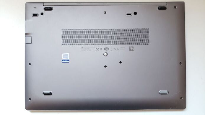 Ультрабук Б-клас HP EliteBook 850 G5 / 15.6" (1920x1080) IPS / Intel Core i7-8650U (4 (8) ядра по 1.9 - 4.2 GHz) / 16 GB DDR4 / 512 GB SSD / AMD Radeon RX 540, 2 GB GDDR5, 128-bit / WebCam / Win 11 Pro