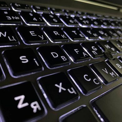 Ультрабук Dell Latitude 5511 / 15.6" (1920x1080) IPS / Intel Core i5-10400H (4 (8) ядра по 2.6 - 4.6 GHz) / 16 GB DDR4 / 256 GB SSD / nVidia GeForce MX250, 2 GB GDDR5, 64-bit / WebCam / SIM