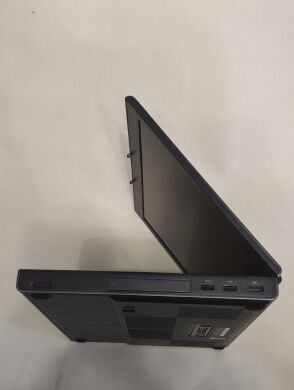 Мобильная рабочая станция Dell Precision M4800 / 15.6" (1920x1080) IPS / Intel Core i7-4710MQ (4 (8) ядра по 2.5 - 3.5 GHz) / 8 GB DDR3 / 256 GB SSD / AMD FirePro M5100, 2 GB GDDR5, 128-bit / WebCam / DVD-ROM Мобильная рабочая станция Dell Precision M4800 / 15.6" (1920x1080) IPS / Intel Core i7-4710MQ (4 (8) ядра по 2.5 - 3.5 GHz) / 8 GB DDR3 / 256 GB SSD / AMD FirePro M5100, 2 GB GDDR5, 128-bit / WebCam / DVD-ROM