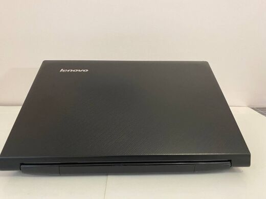 Ноутбук Б-клас Lenovo IdeaPad B580 / 15.6" (1366x768) TN / Intel Core i7-2620M (2 (4) ядра по 2.7 - 3.4 GHz) / 8 GB DDR3 / 240 GB SSD / nVidia GeForce 610M, 1 GB GDDR3, 64-bit / WebCam / DVD-ROM
