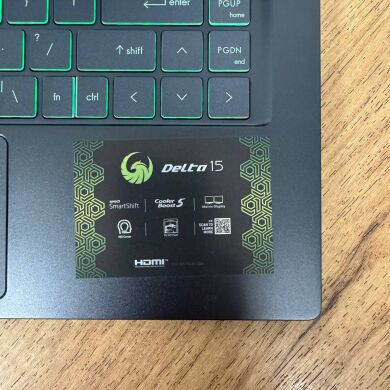 Игровой ноутбук Б-класс MSI Delta 15 A5EFK / 15.6" (1920x1080) IPS / AMD Ryzen 7 5800H (8 (16) ядер по 3.2 - 4.4 GHz) / 16 GB DDR4 / 512 GB SSD / AMD Radeon RX 6700M, 10 GB GDDR6, 160-bit / WebCam