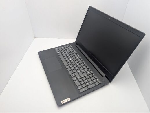 Ультрабук Lenovo IdeaPad 3 15IGL05 / 15.6" (1920x1080) TN / Intel Pentium Silver N5030 (4 ядра по 1.1 - 3.1 GHz) / 4 GB DDR4 / 120 GB SSD / Intel UHD Graphics 605 / WebCam