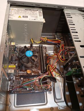 ПК LogicPower Tower / Intel Core i5-4590 (4 ядра по 3.3 - 3.7 GHz) / 8 GB DDR3 / 500 GB HDD / Intel HD Graphics 4600 / 400W