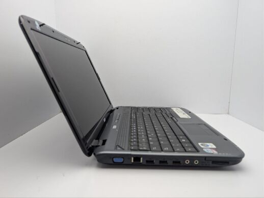 Ноутбук Acer Aspire 5735 / 15.6" (1366x768) TN / Intel Core 2 Duo P7350 (2 ядра по 1.1 - 2.0 GHz) / 4 GB DDR2 / 250 GB HDD / Intel Graphics / WebCam / DVD-ROM Ноутбук Acer Aspire 5735 / 15.6" (1366x768) TN / Intel Core 2 Duo P7350 (2 ядра по 1.1 - 2.0 GHz) / 4 GB DDR2 / 250 GB HDD / Intel Graphics / WebCam / DVD-ROM
