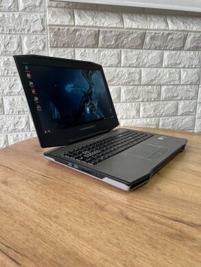 Игровой ноутбук ThundeRobot TR 911 M1C / 15.6" (1920x1080) IPS / Intel Core i7-6700HQ (4 (8) ядра по 2.6 - 3.5 GHz) / 16 GB DDR4 / 512 GB SSD / nVidia GeForce GTX 1660, 6 GB GDDR5, 192-bit / WebCam Игровой ноутбук ThundeRobot TR 911 M1C / 15.6" (1920x1080) IPS / Intel Core i7-6700HQ (4 (8) ядра по 2.6 - 3.5 GHz) / 16 GB DDR4 / 512 GB SSD / nVidia GeForce GTX 1660, 6 GB GDDR5, 192-bit / WebCam