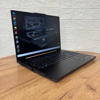 Ігровий ноутбук Б-клас Asus TUF Gaming Advantage A16 FA617NS / 16" (1920x1200) IPS / AMD Ryzen 7 7735HS (8 (16) ядер по 3.2 - 4.75 GHz) / 16 GB DDR5 / 512 GB SSD / AMD Radeon RX 7600S, 8 GB GDDR6, 128-bit / WebCam
