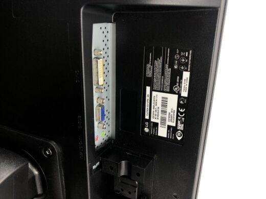 Монітор LG E2210 / 22" (1680x1080) TN / VGA, DVI, Audio Монітор LG E2210 / 22" (1680x1080) TN / VGA, DVI, Audio