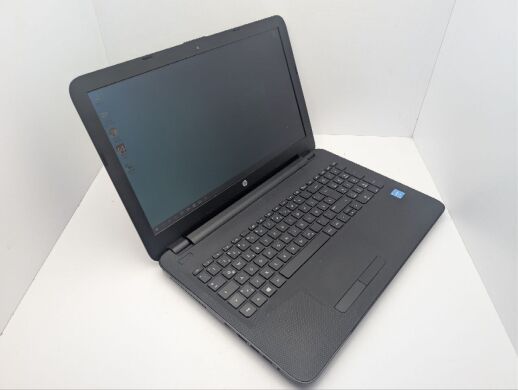 Ноутбук HP 15 ac154ng / 15.6" (1920x1080) IPS / Intel Celeron N3060 (2 ядра по 1.6 - 2.48 GHz) / 8 GB DDR3 / 120 GB SSD / Intel Graphics / WebCam / DVD-ROM