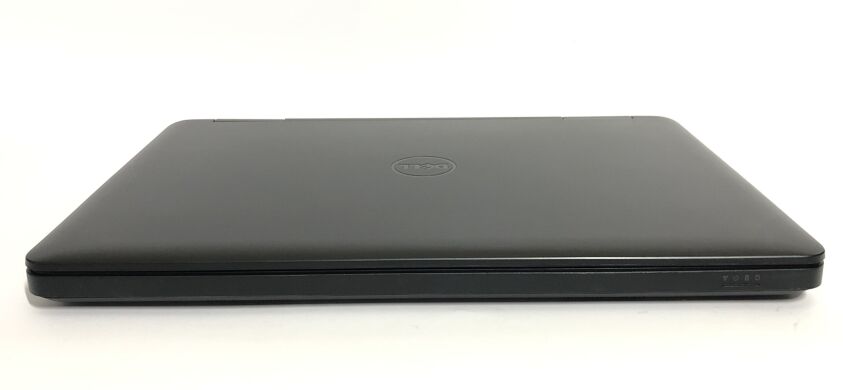 Ноутбук Dell Latitude E5540 / 15.6" (1920x1080) TN / Intel Core i7-4600U (2 (4) ядра по 2.1 - 3.3 GHz) / 8 GB DDR3 / 256 GB SSD / nVidia GeForce GT 720M, 2 GB DDR3, 64-bit / WebCam / DVD-ROM / Win 10 Pro