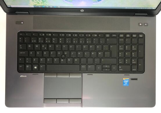 Мобильная рабочая станция Б-класс HP ZBook 17 G1 / 17.3'' (1920x1080) TN / Intel Core i7-4900MQ (4 (8) ядра по 2.8 - 3.8 GHz) / 16 GB DDR3 / 512 GB SSD / nVidia Quadro K5100M, 8 GB GDDR5, 256-bit / WebCam / DVD-ROM / Win 10 Pro