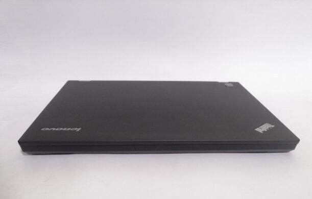 Мобільна робоча станція Lenovo ThinkPad W540 / 15.6" (1920x1080) TN / Intel Core i7-4800MQ (4 (8) ядра по 2.7 - 3.7 GHz) / 8 GB DDR3 / 128 GB SSD + 1000 GB HDD / nVidia Quadro K2100M, 2 GB GDDR5, 128-bit / WebCam / Win 10 Pro