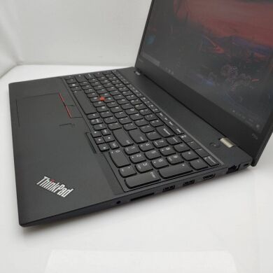 Ігровий ноутбук Lenovo Thinkpad P51s / 15.6" (3840x2160) IPS / Intel Core i7-6500U (2 (4) ядра по 2.5 - 3.1 GHz) / 16 GB DDR4 / 256 GB SSD / nVidia Quadro M520, 2 GB GDDR5, 64-bit / WebCam / DVD-ROM / Win 10 Pro