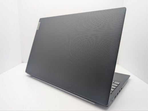 Ультрабук Lenovo IdeaPad 3 15IGL05 / 15.6" (1920x1080) TN / Intel Pentium Silver N5030 (4 ядра по 1.1 - 3.1 GHz) / 4 GB DDR4 / 120 GB SSD / Intel UHD Graphics 605 / WebCam