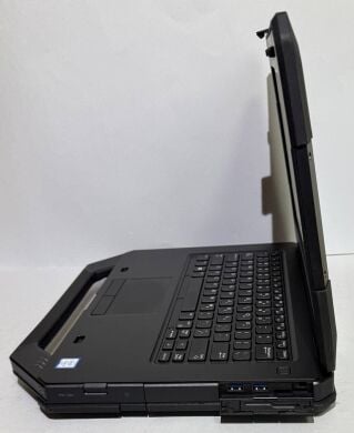 Защищенный ноутбук Dell Latitude 5414 Rugged / 14" (1366x768) TN / Intel Core i5-6300U (2 (4) ядра по 2.4 - 3.0 GHz) / 16 GB DDR4 / 256 GB SSD / Intel HD Graphics 520 / WebCam