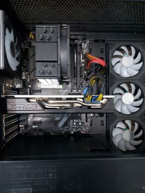 Ігровий ПК GTL Gaming Universe Black Tower / Intel Core i5-9400T (6 ядер по 1.8 - 3.4 GHz) / 16 GB DDR4 / 256 GB SSD M.2 + 512 GB SSD + 500 GB HDD / AMD Radeon RX 590, 8 GB GDDR5, 256-bit / 500W