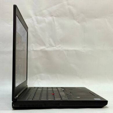 Мобільна робоча станція Lenovo ThinkPad P51 / 15.6" (3840x2160) IPS / Intel Core i7-7700HQ (4 (8) ядра по 2.8 - 3.8 GHz) / 32 GB DDR4 / 512 GB SSD / nVidia Quadro M1200, 4 GB GDDR5, 128-bit / WebCam / Windows 10 Pro