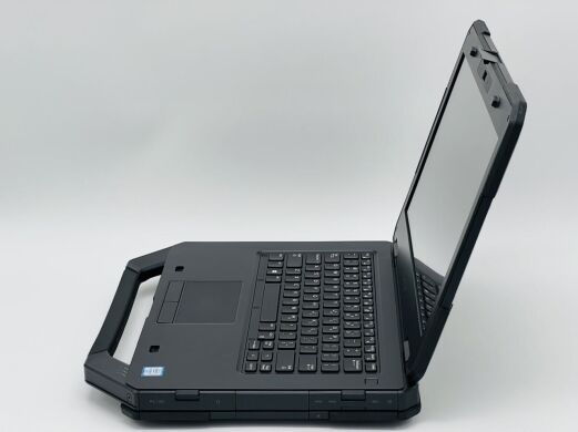 Защищенный ноутбук Dell Latitude 14 Rugged 5414 / 14" (1366x768) TN / Intel Core i5-6300U (2 (4) ядра по 2.4 - 3.0 GHz) / 16 GB DDR3 / 240 GB SSD / Intel HD Graphics 520 / WebCam 
